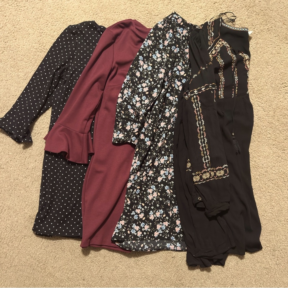 Lot of 4 3/4 & Long Sleeve Short Dresses